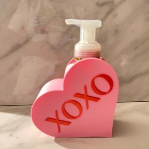 XOXO Pink Heart-Shaped Hand Soap Dispenser